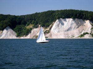 Rügens Kreideküste vom Schiff