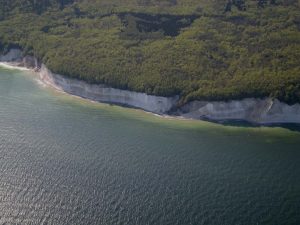 Rügens Kreideküste aus der Luft