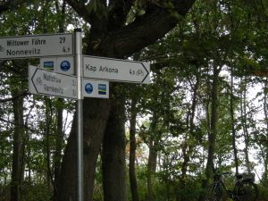 Von Varnkevitz gibt es einen tollen Uferhochweg bis zum Kap Arkona ...